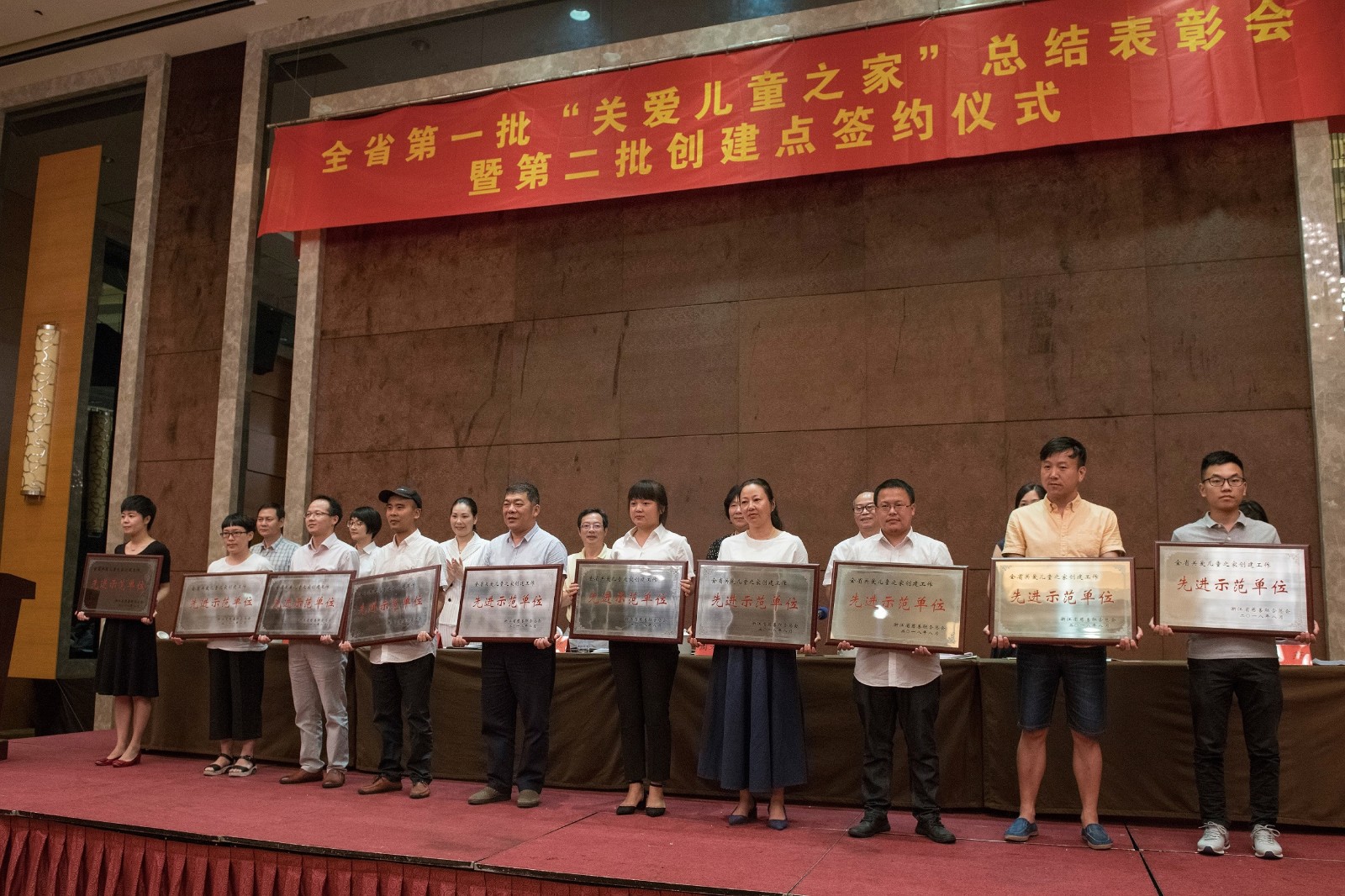 024bc6ca847feece412f67cd59264c99.jpg 024bc6ca847feece412f67cd59264c99.jpg